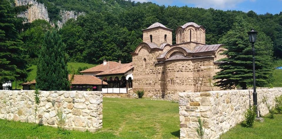 Odmaraliste Vlasko Zdrelo ปิโรต์ ภายนอก รูปภาพ