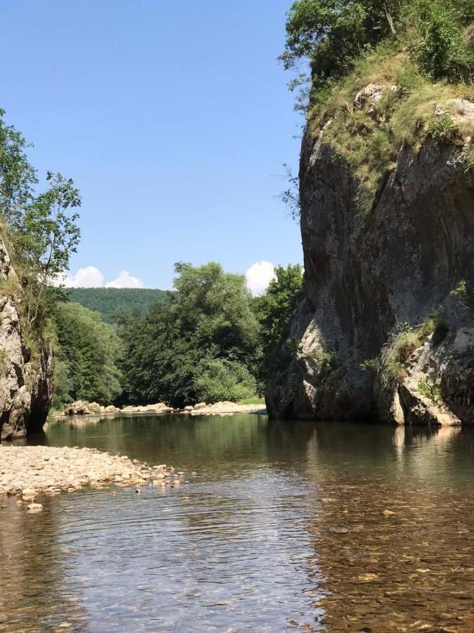 Odmaraliste Vlasko Zdrelo ปิโรต์ ภายนอก รูปภาพ
