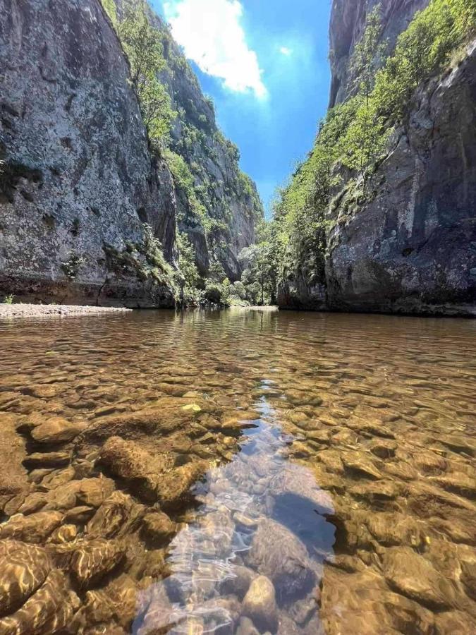 Odmaraliste Vlasko Zdrelo ปิโรต์ ภายนอก รูปภาพ